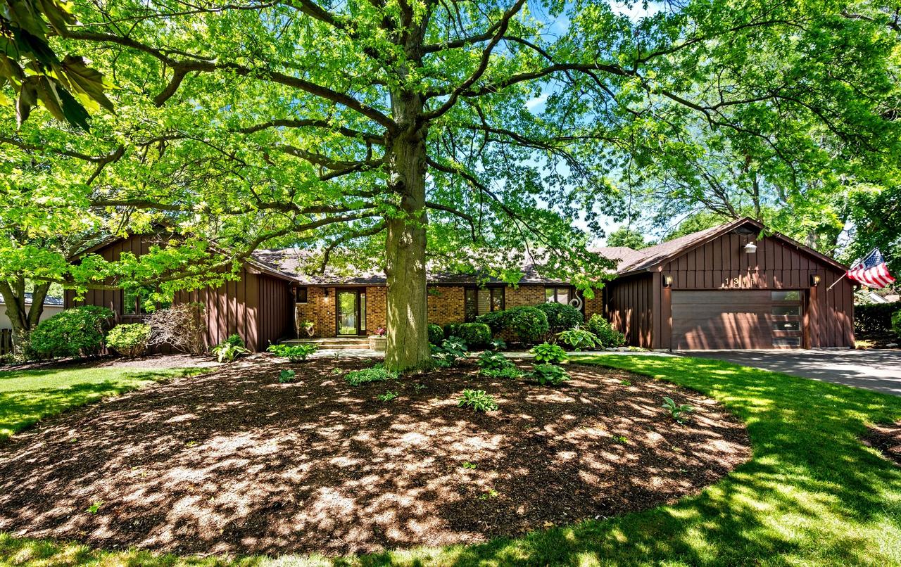 1311 Azalea Ln., Dekalb, IL 60115