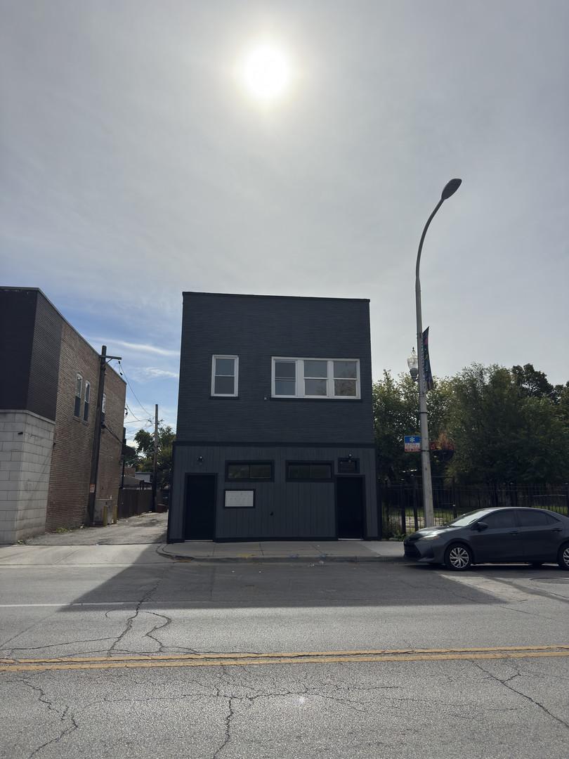 3447 W Chicago Ave., Chicago, IL 60651