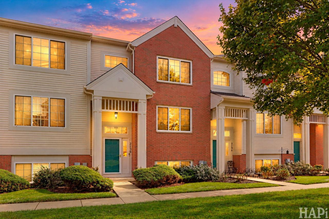 2136 Concord Dr., Mchenry, IL 60050