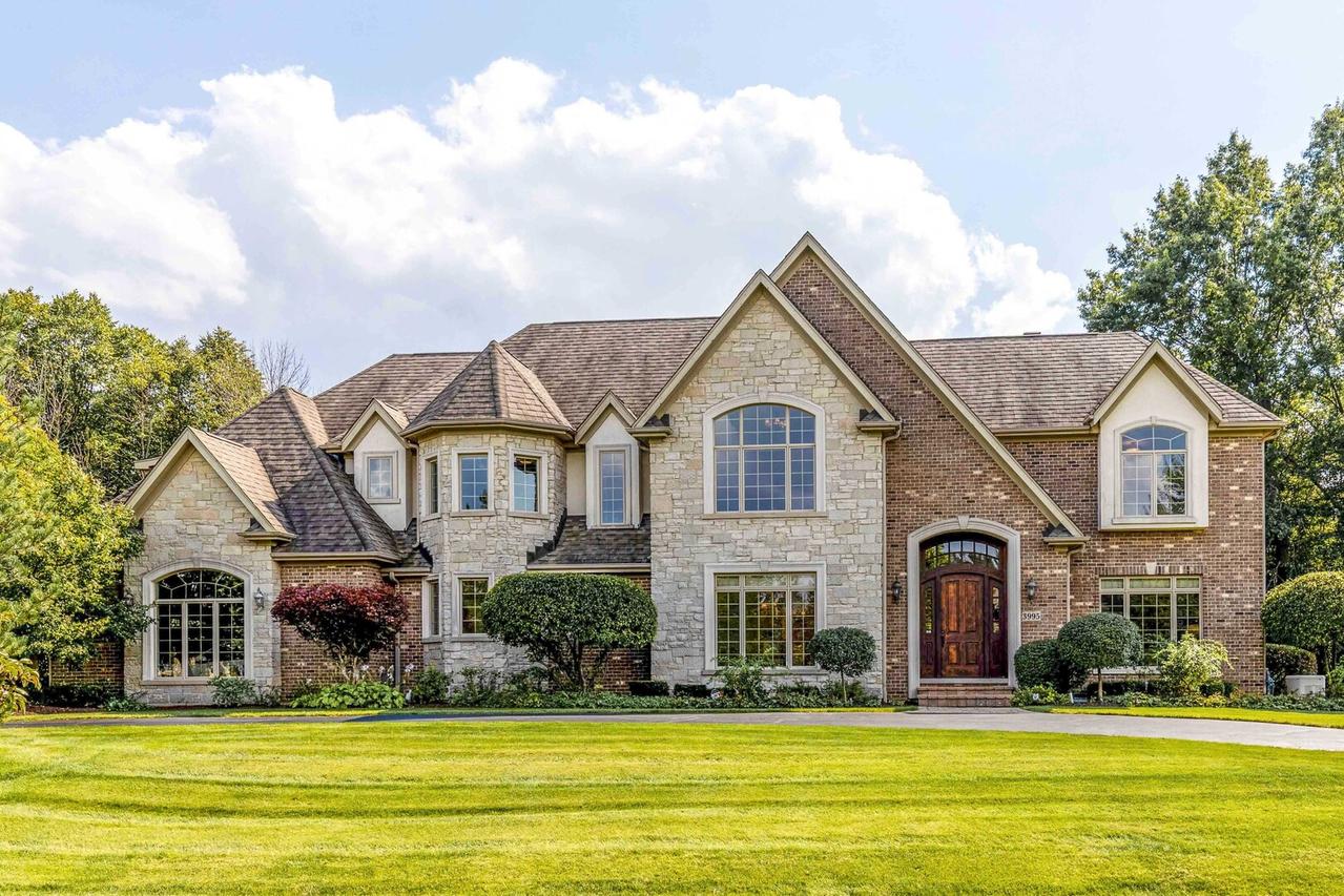 3995 Orchard Ln., Long Grove, IL 60047