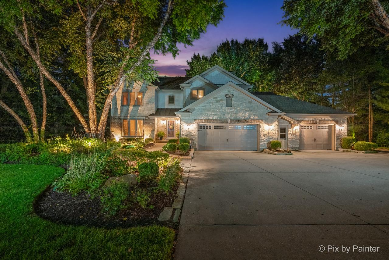 2917 Pleasant Dr., Mchenry, IL 60051