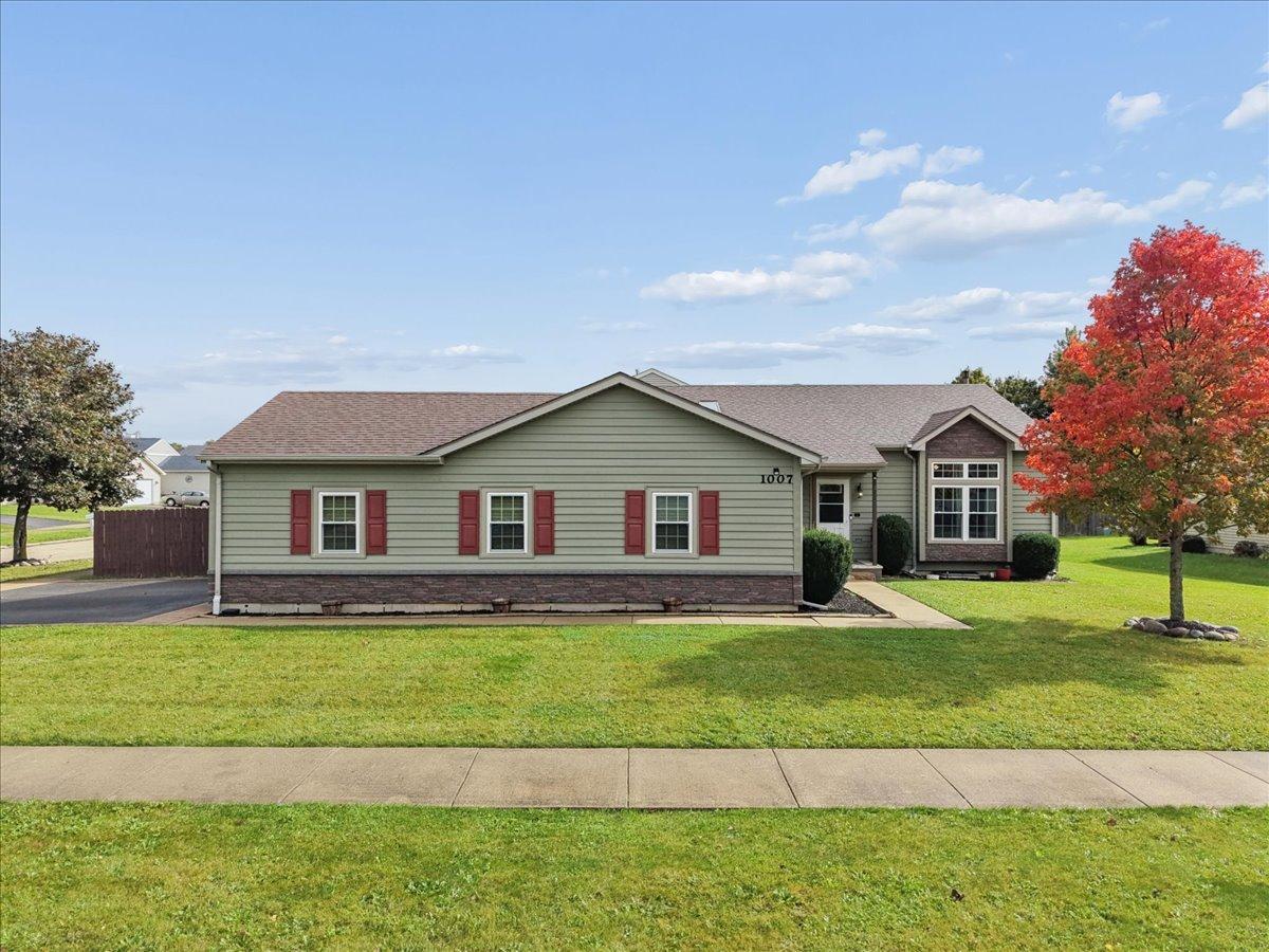 1007 Cardinal Dr., Zion, IL 60099