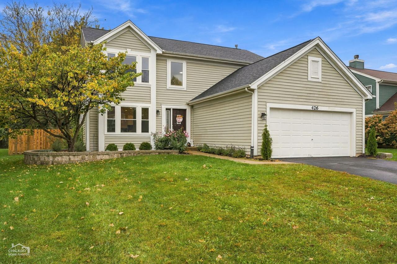 426 Geneva Ln., Cary, IL 60013