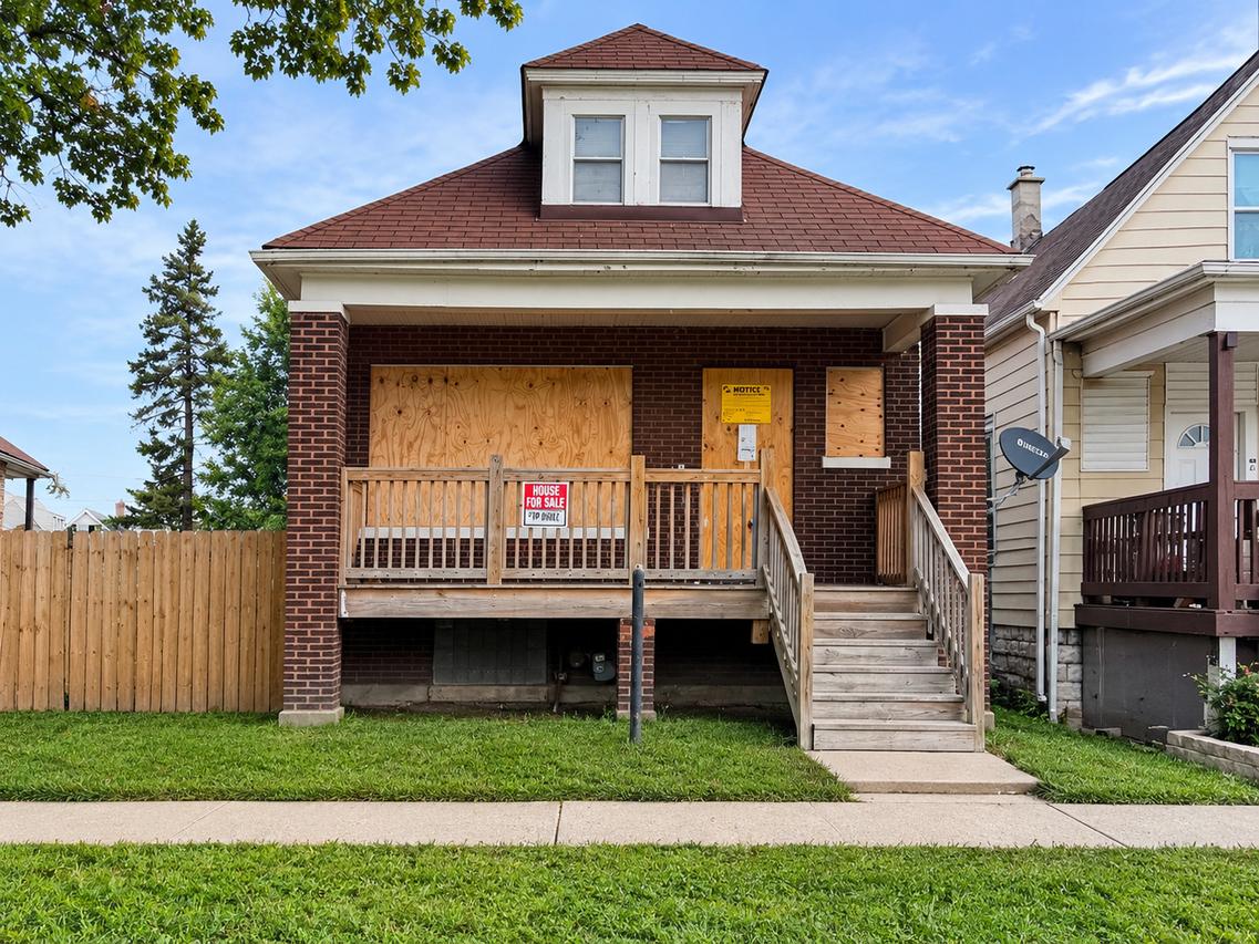 1312 W 73rd Pl., Chicago, IL 60636