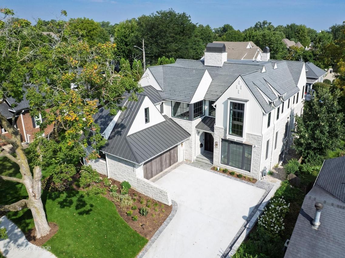 333 W Benton Ave., Naperville, IL 60540