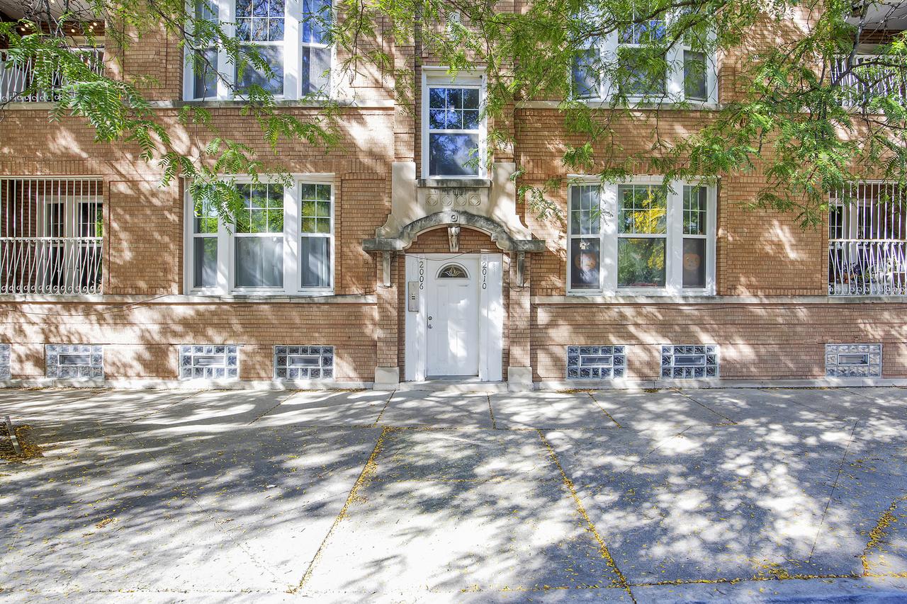 2006 N Spaulding Ave. #2, Chicago, IL 60647