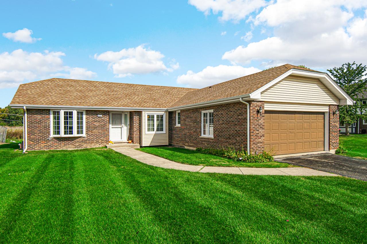 6316 Knollwood Dr., Oak Forest, IL 60452