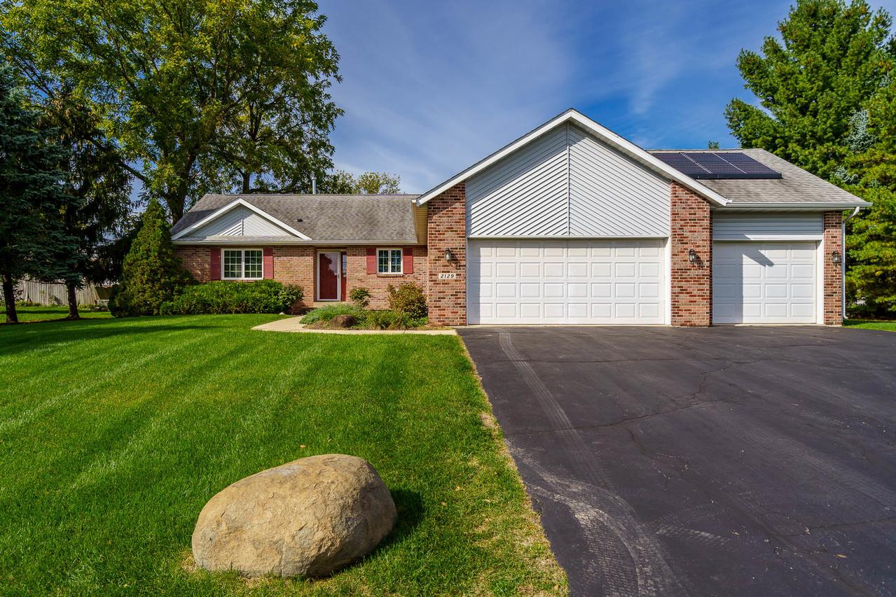 2129 Ivanelle Rd., Rockford, IL 61108