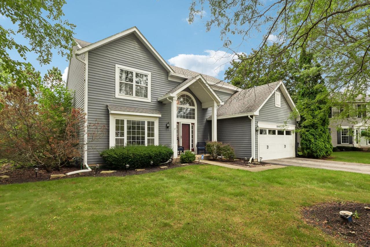 18106 W Hampshire Dr., Gurnee, IL 60031