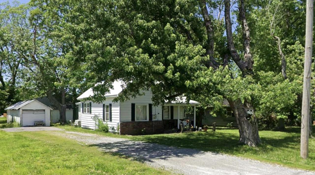106 N 4th St., Marion, IL 62959