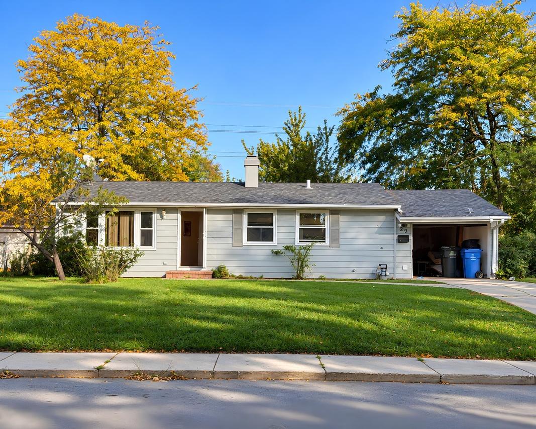 29 Alameda Dr., Carpentersville, IL 60110