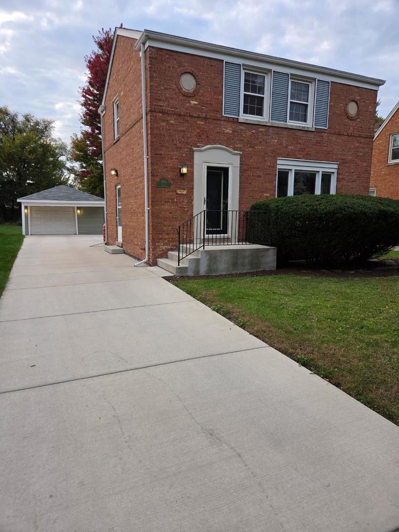 908 Beach Ave., La Grange Park, IL 60526
