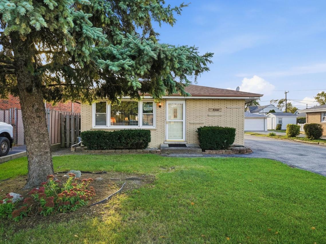 8440 S 77th Ave., Bridgeview, IL 60455