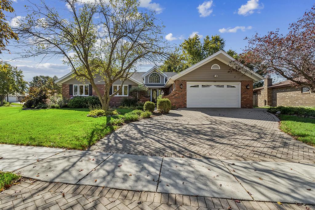 1241 Illini Dr., Lockport, IL 60441