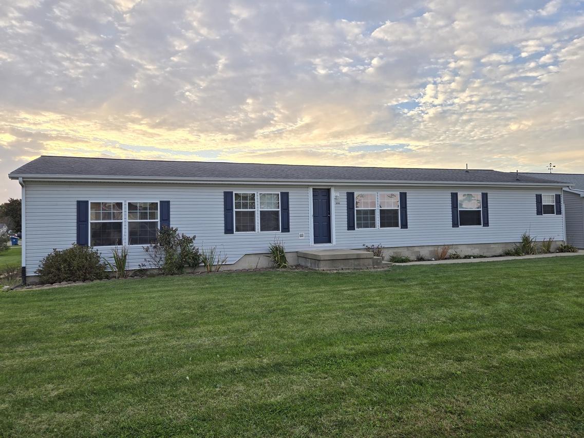 1001 N Michael St., Thomasboro, IL 61878