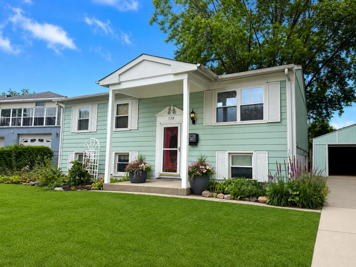 328 Homer Ave., Romeoville, IL 60446