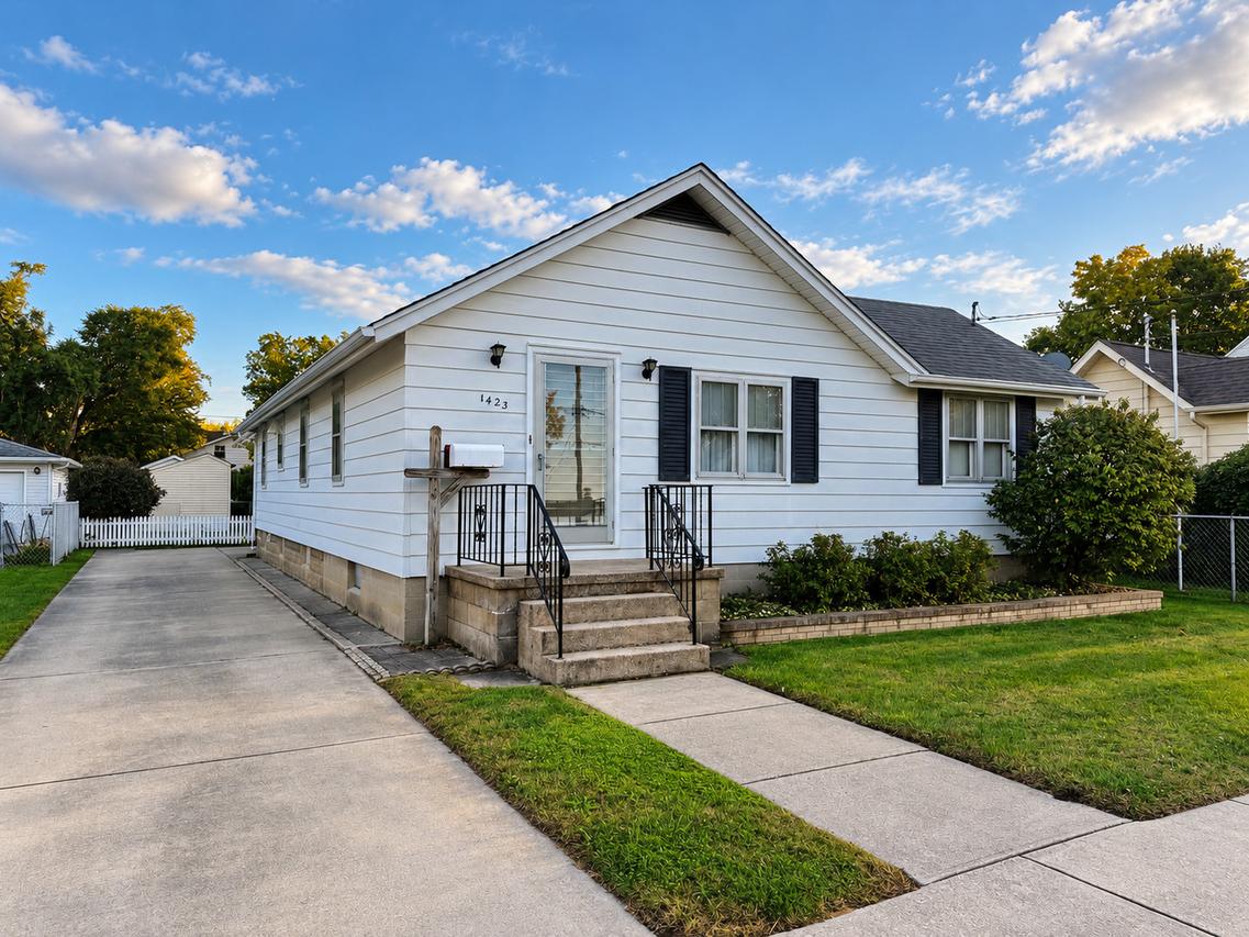 1423 W Jefferson St., Ottawa, IL 61350