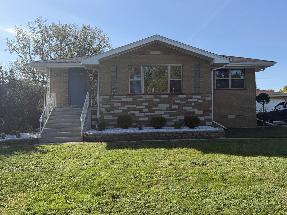 10346 S 75th Ct., Palos Hills, IL 60465
