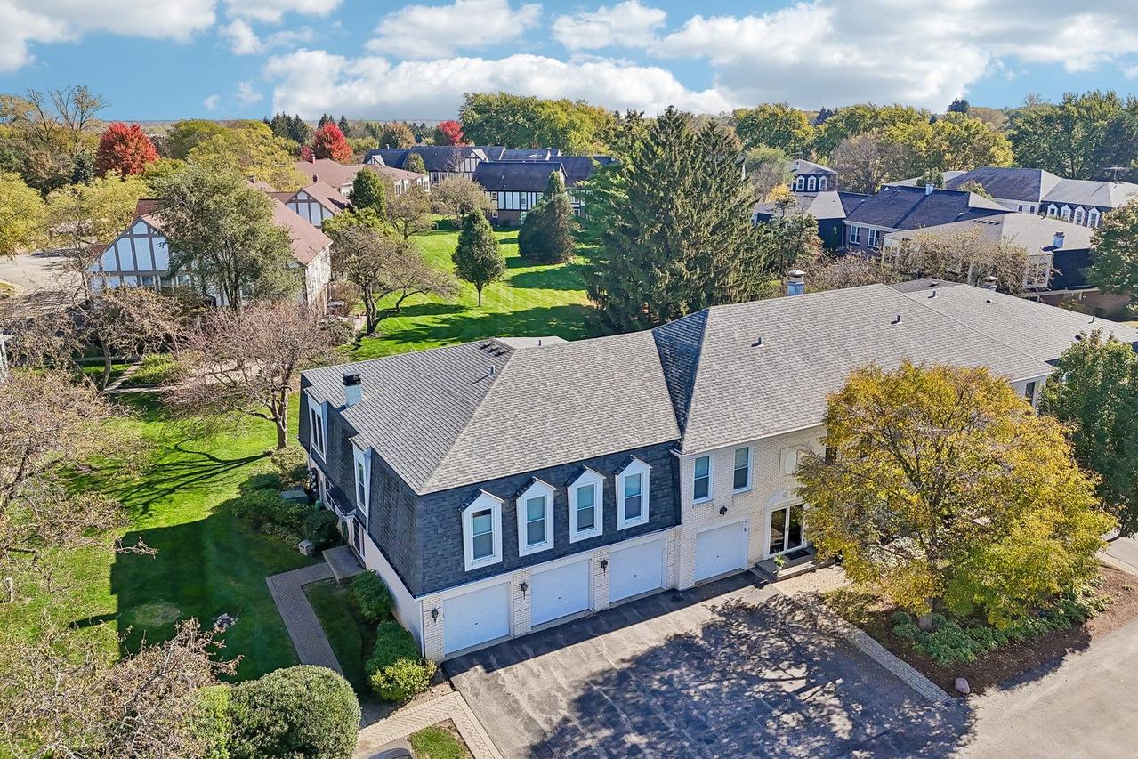 781 Garfield Ave. #B, Libertyville, IL 60048