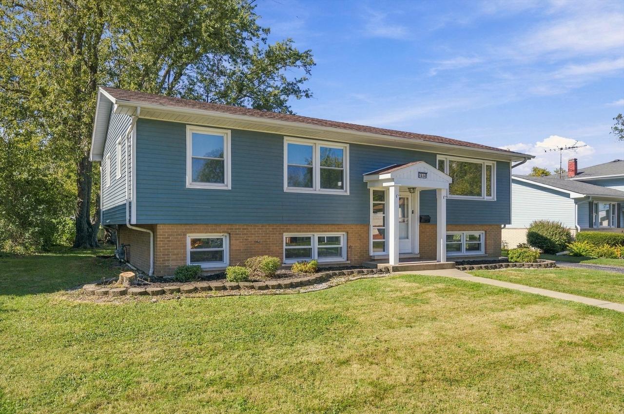 1444 East St., Crete, IL 60417