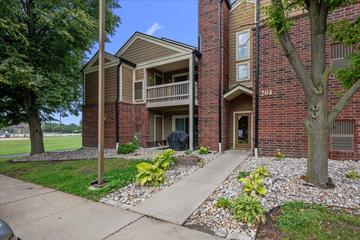 New Homes For Sale This Week That Attend Glenbard North High School: October 9th to October 15th