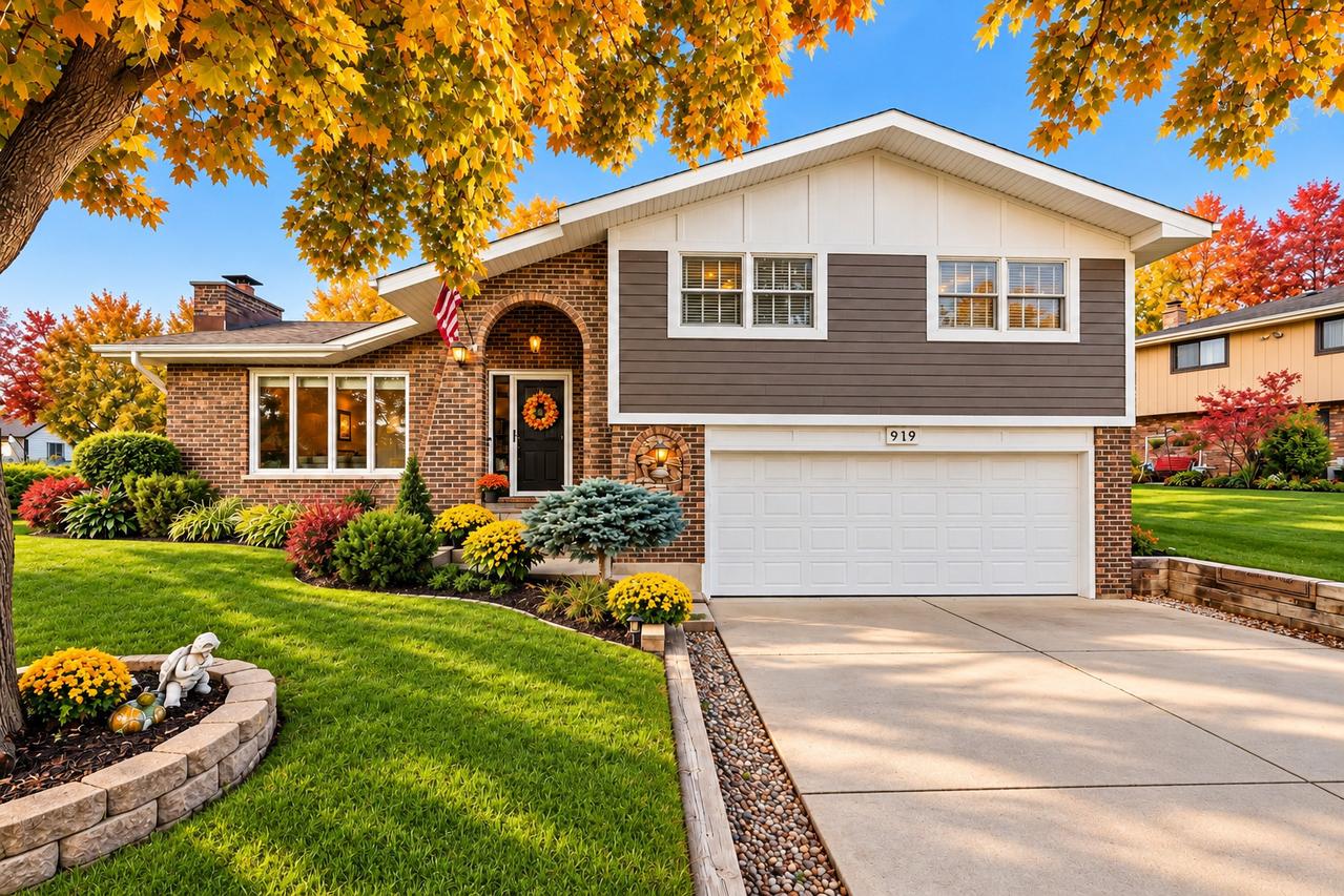 919 Hillview Dr., Lemont, IL 60439