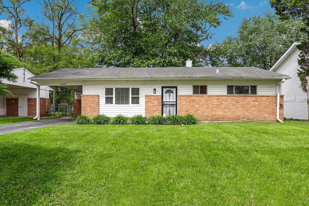 16432 Sawyer Ave., Markham, IL 60428