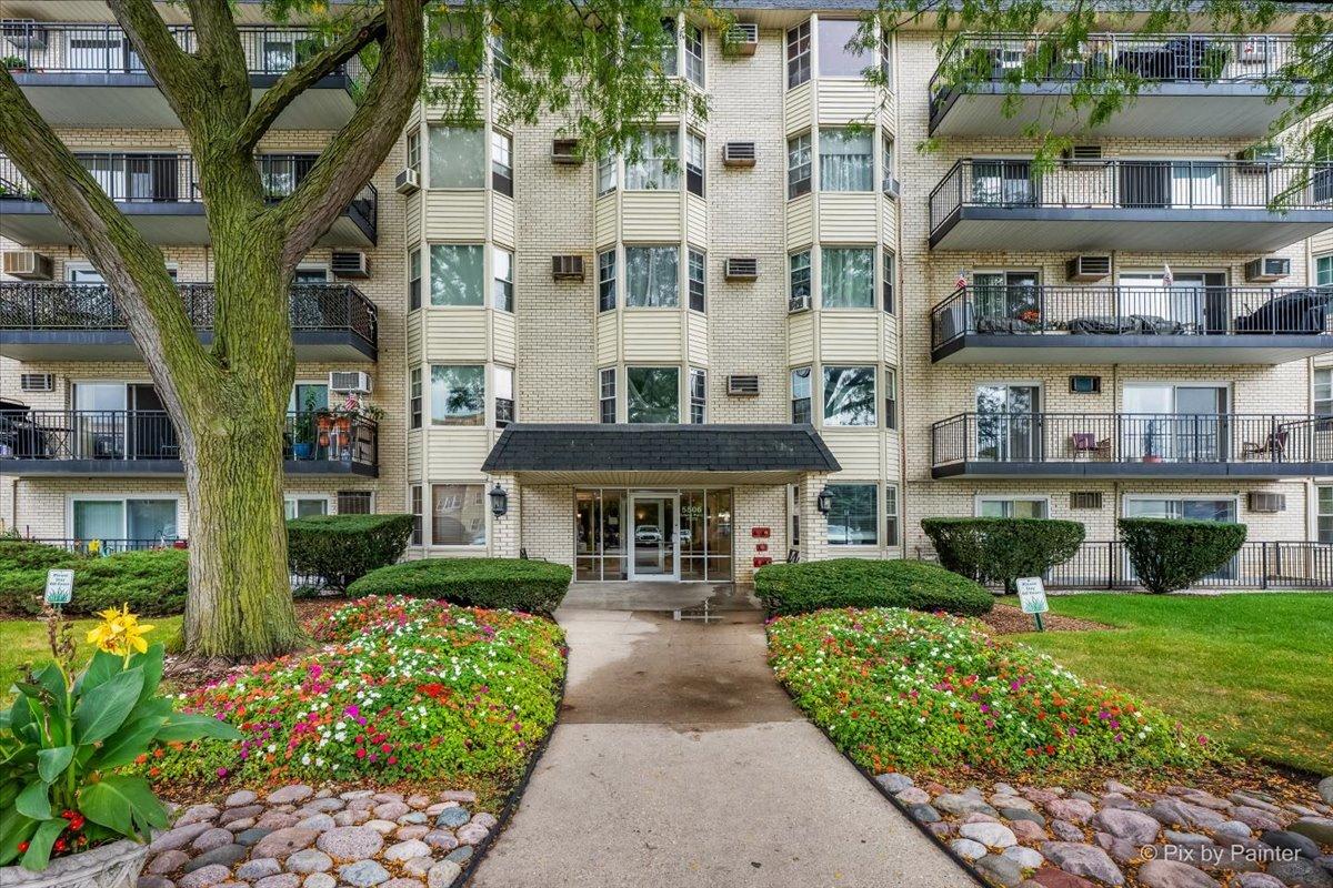 5506 Lincoln Ave. #A411, Morton Grove, IL 60053
