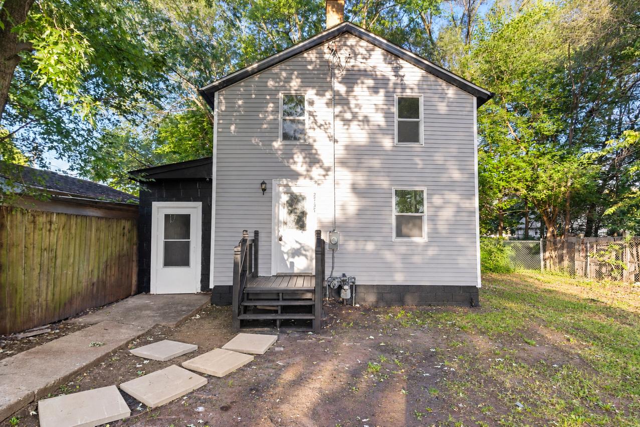 2737 Cannon St., Rockford, IL 61109