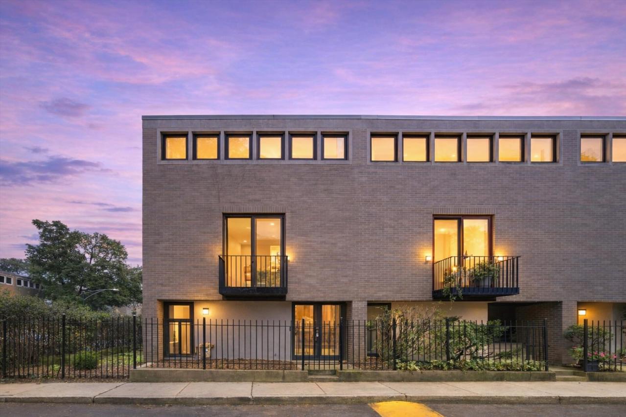 1473 E Park Pl., Chicago, IL 60637