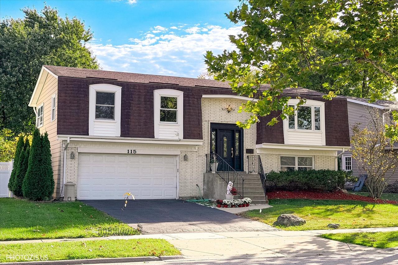 115 W King George Ct., Palatine, IL 60067