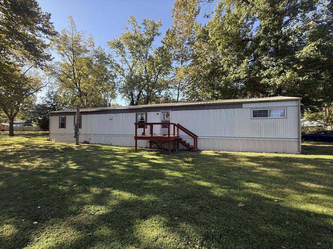800 S 17th St., Herrin, IL 62948