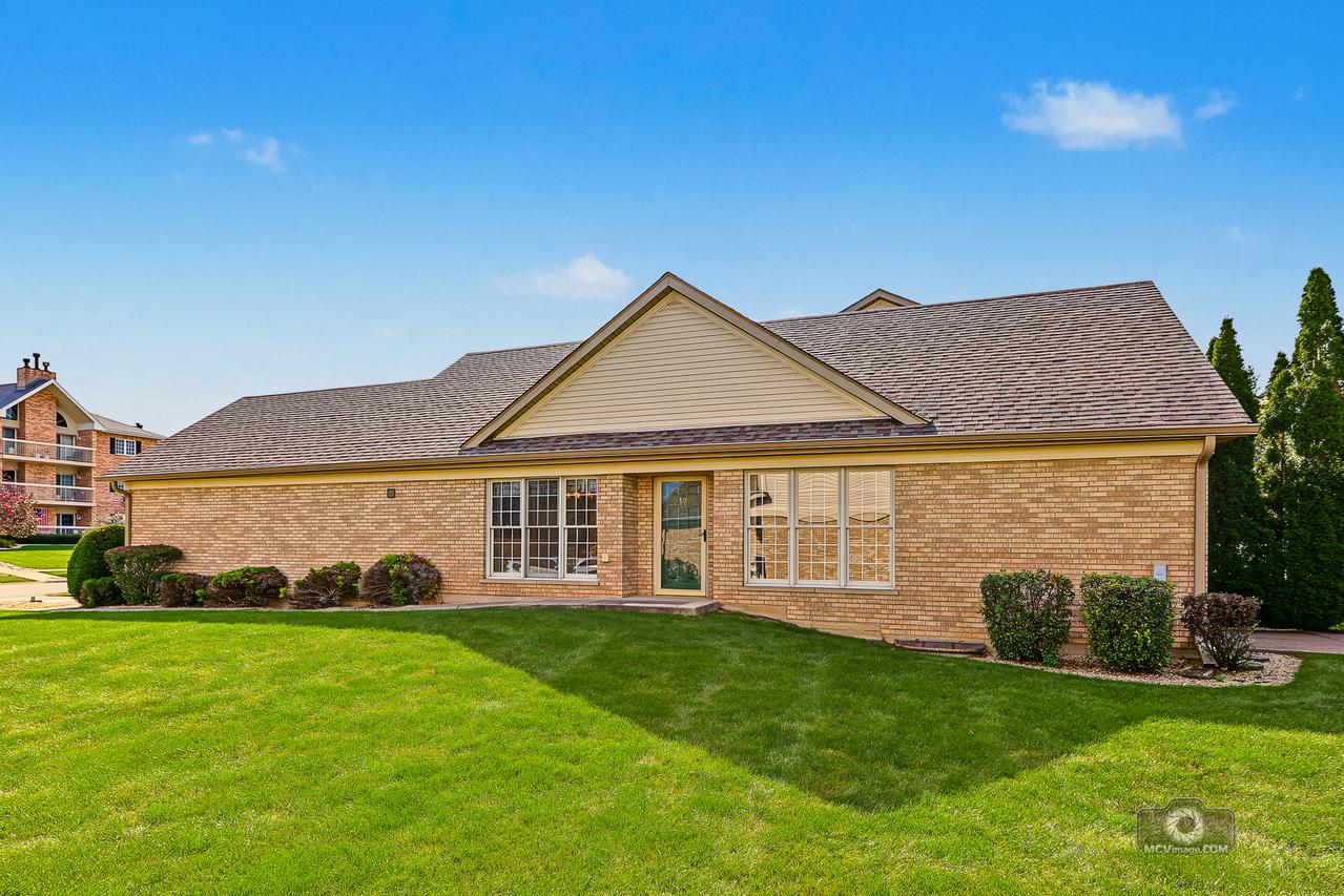 7778 Bristol Park Dr., Tinley Park, IL 60477