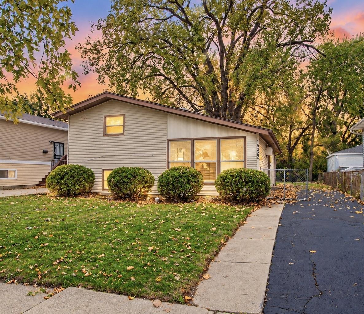 16322 Justine St., Markham, IL 60428