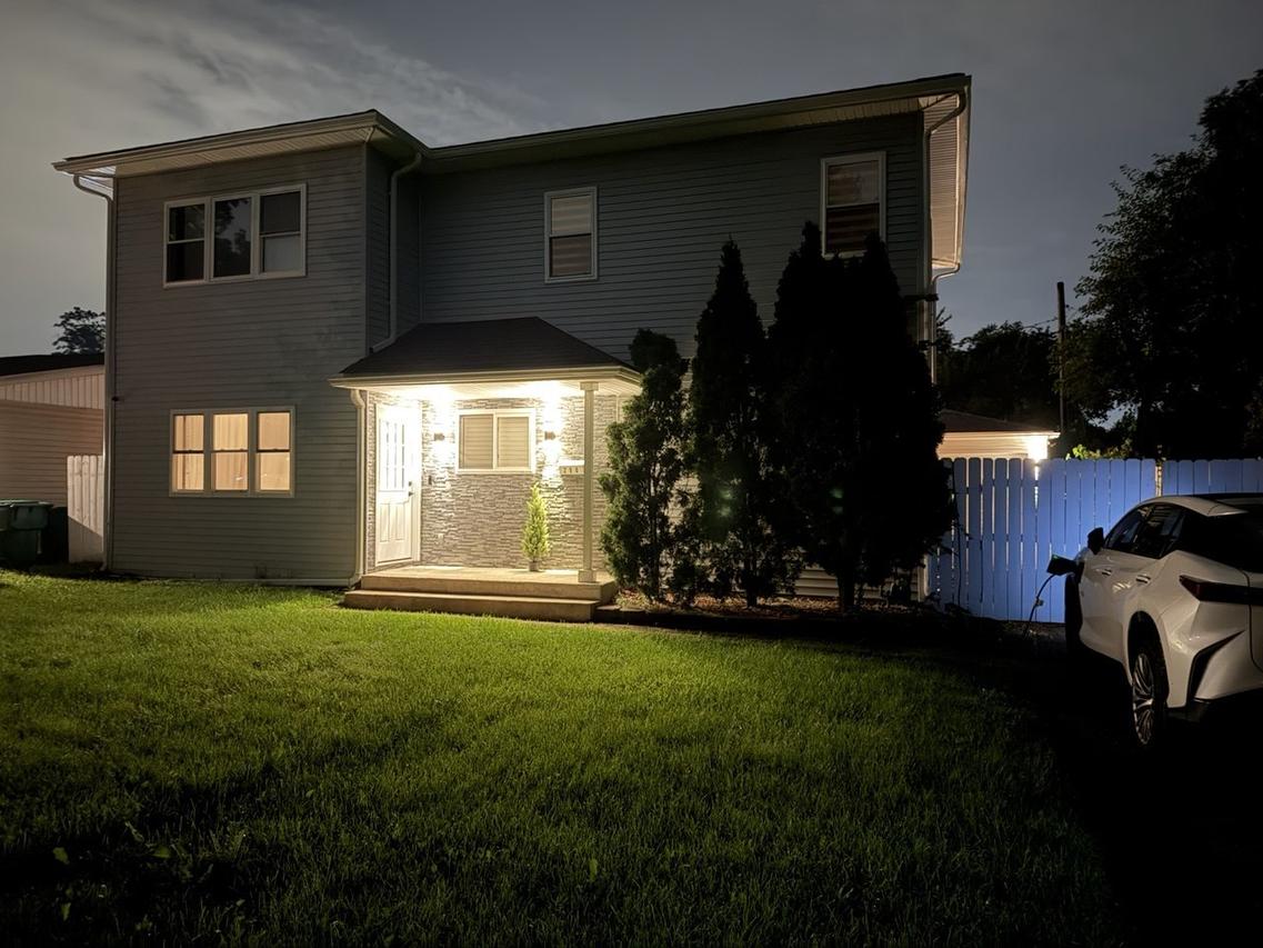 290 E Norman Ln., Wheeling, IL 60090
