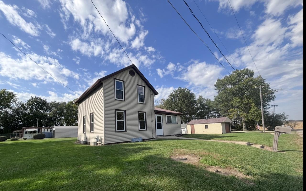 501 N 7th St., Neponset, IL 61345