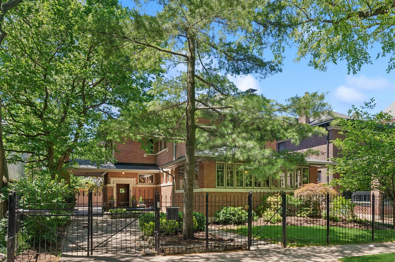 4234 N Hazel St., Chicago, IL 60613