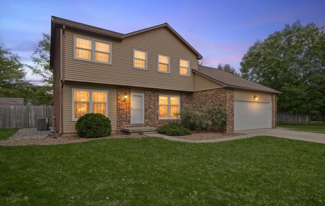 2404 Provine Cir., Urbana, IL 61801