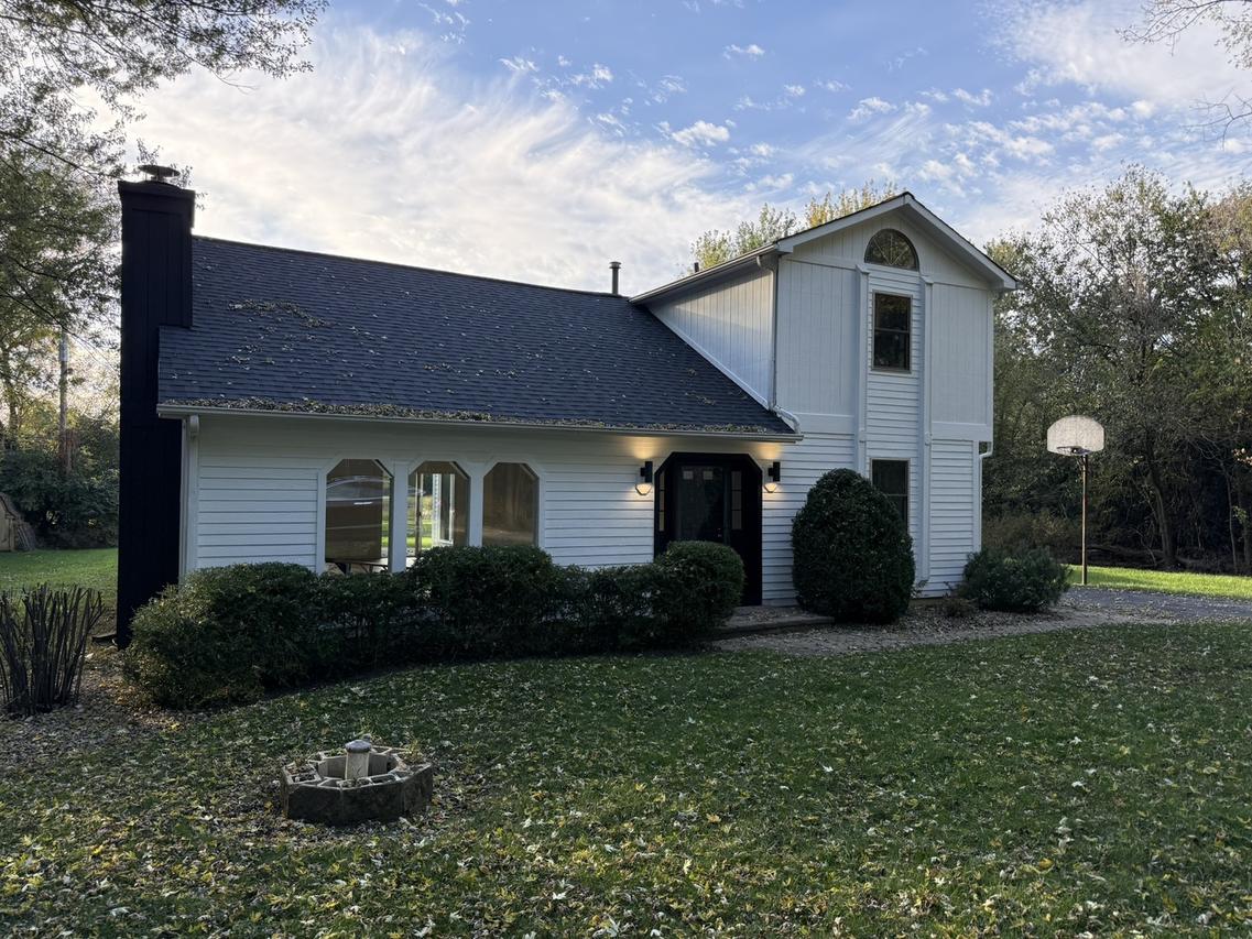 26830 N Huston Ave., Wauconda, IL 60084