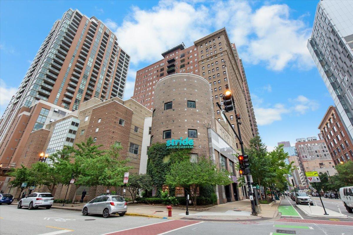 40 E 9th St. #1205, Chicago, IL 60605