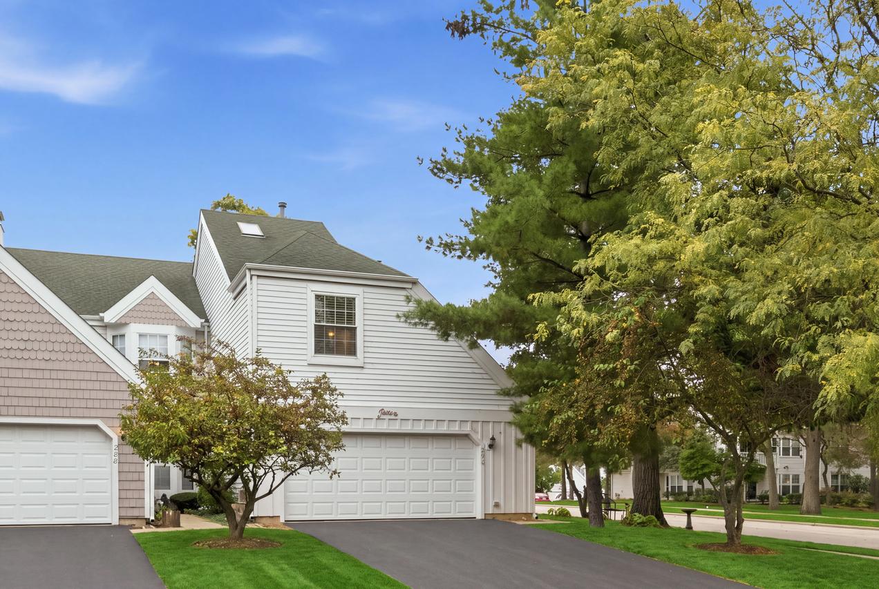 290 Oak Bluff Ct., Wauconda, IL 60084