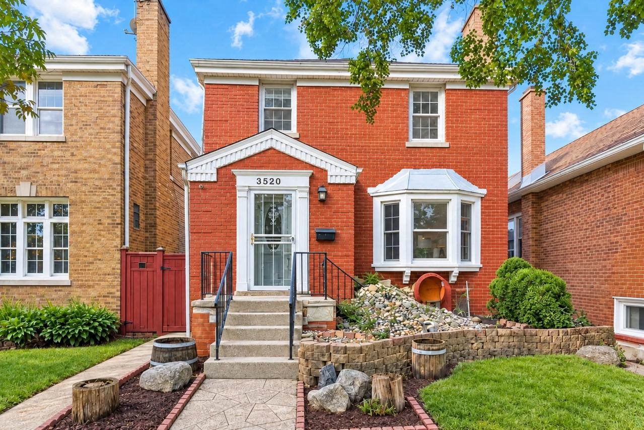 3520 Ridgeland Ave., Berwyn, IL 60402