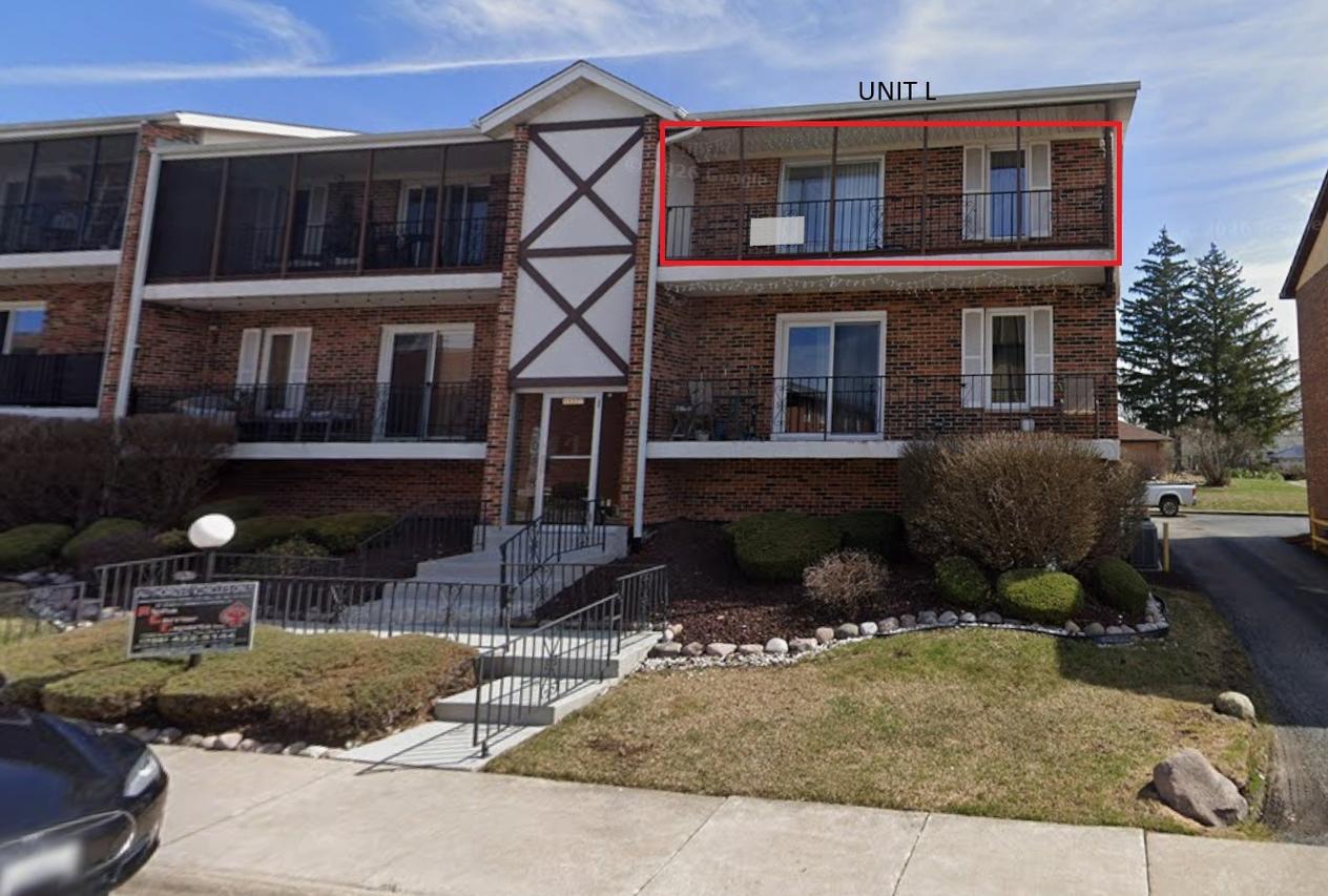 11277 Moraine Dr. #L, Palos Hills, IL 60465
