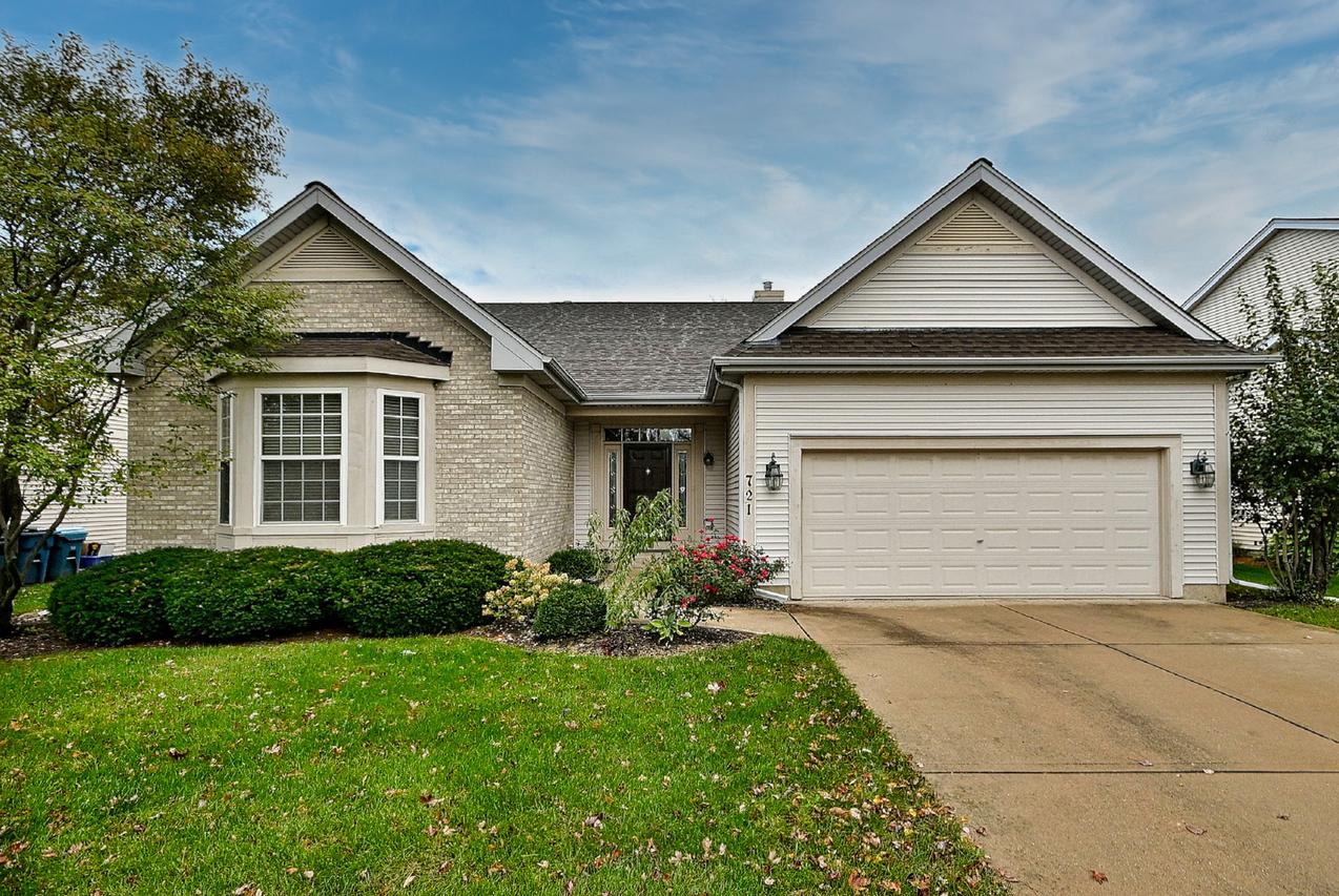 721 Clover Ridge Ln., Itasca, IL 60143