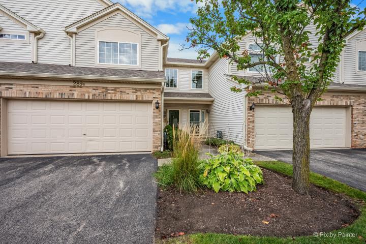 289 Nicole Dr. #B, South Elgin, IL 60177