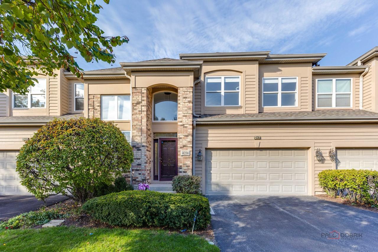 4236 Kayla Ln., Northbrook, IL 60062