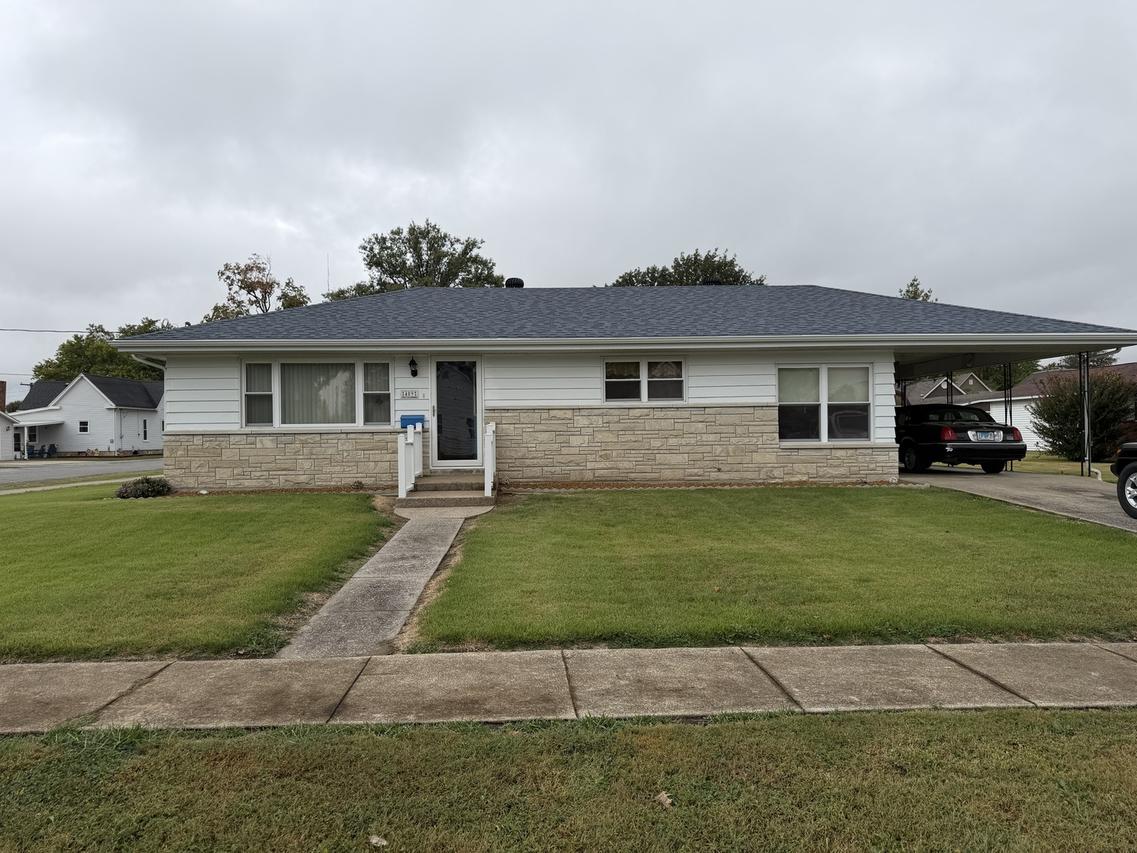 409 S Mill St., Pinckneyville, IL 62274