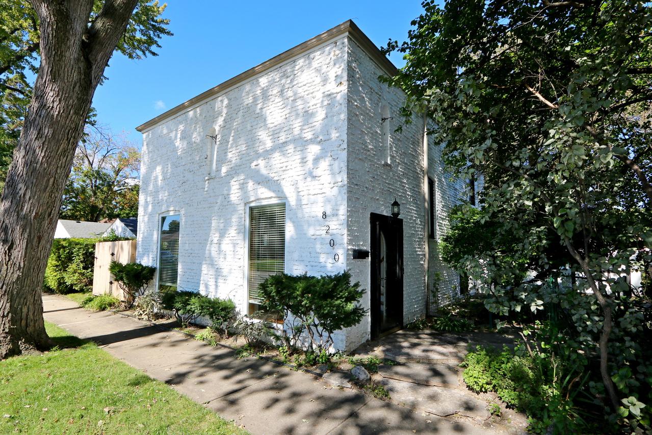8200 Major Ave., Morton Grove, IL 60053