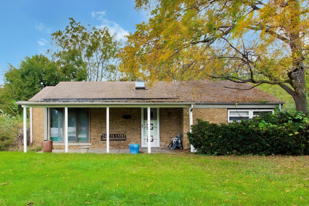 1752 Shermer Rd., Northbrook, IL 60062