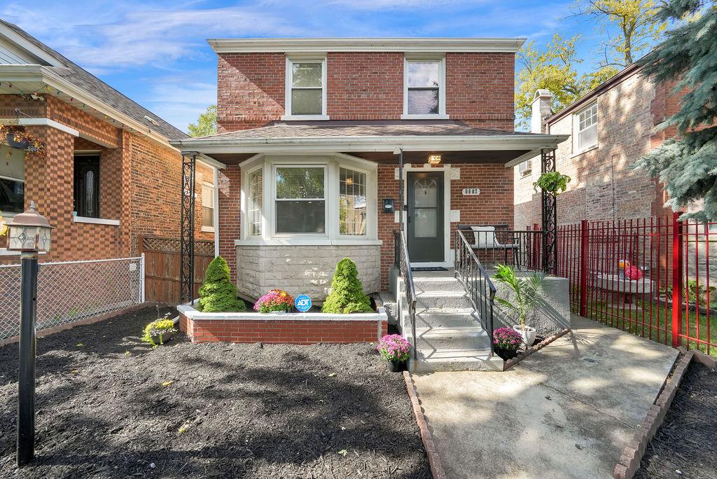 6602 S Hoyne Ave., Chicago, IL 60636